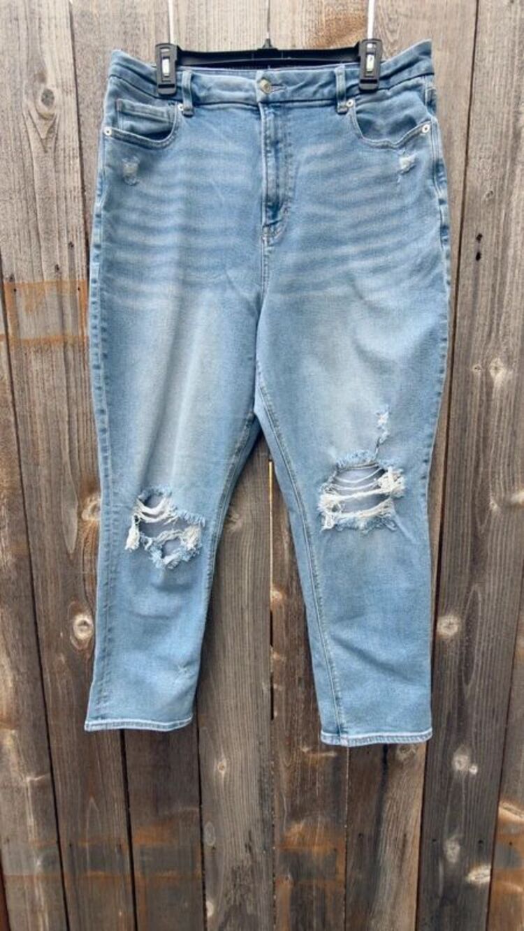 American Eagle Curvy Mom Jeans Women 16R Stretch Distressed Ripped Blue Denim